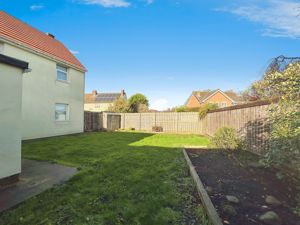 Photo 8- click for photo gallery